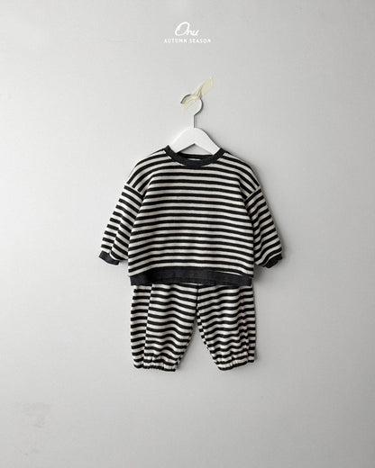 18. Waffle Sweatshirt