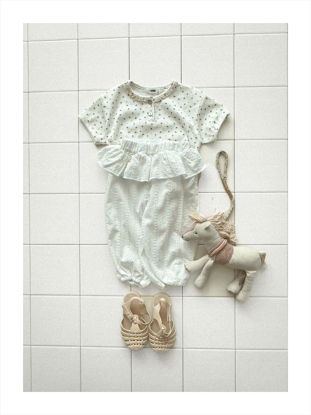 【PREORDER受付終了、ご希望はお問い合わせください。】31.Flower lace tee