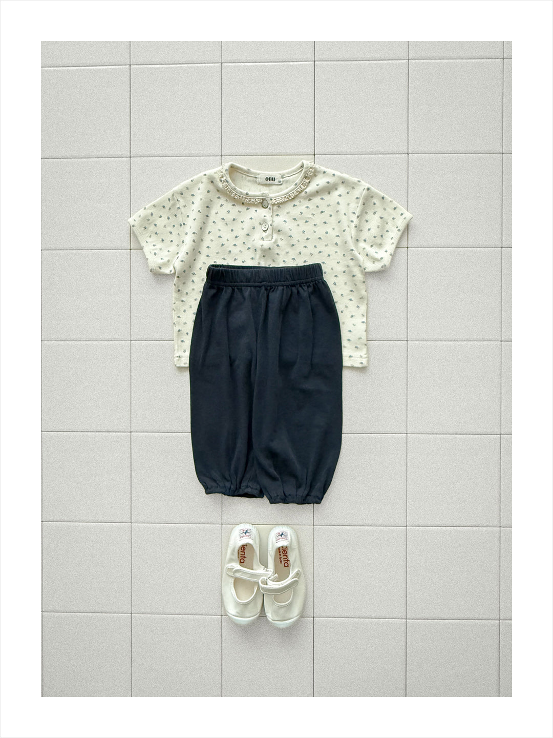 【PREORDER受付終了、ご希望はお問い合わせください。】31.Flower lace tee