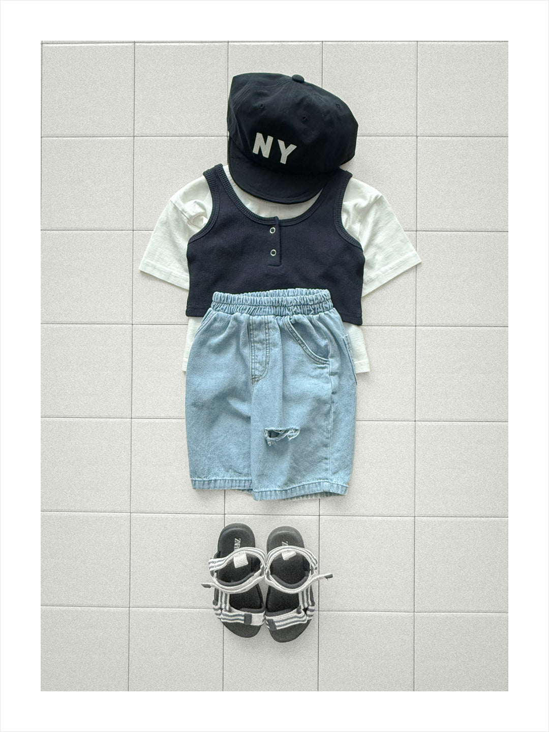 【PREORDER受付終了、ご希望はお問い合わせください。】29.Mini waffle sleeveless top