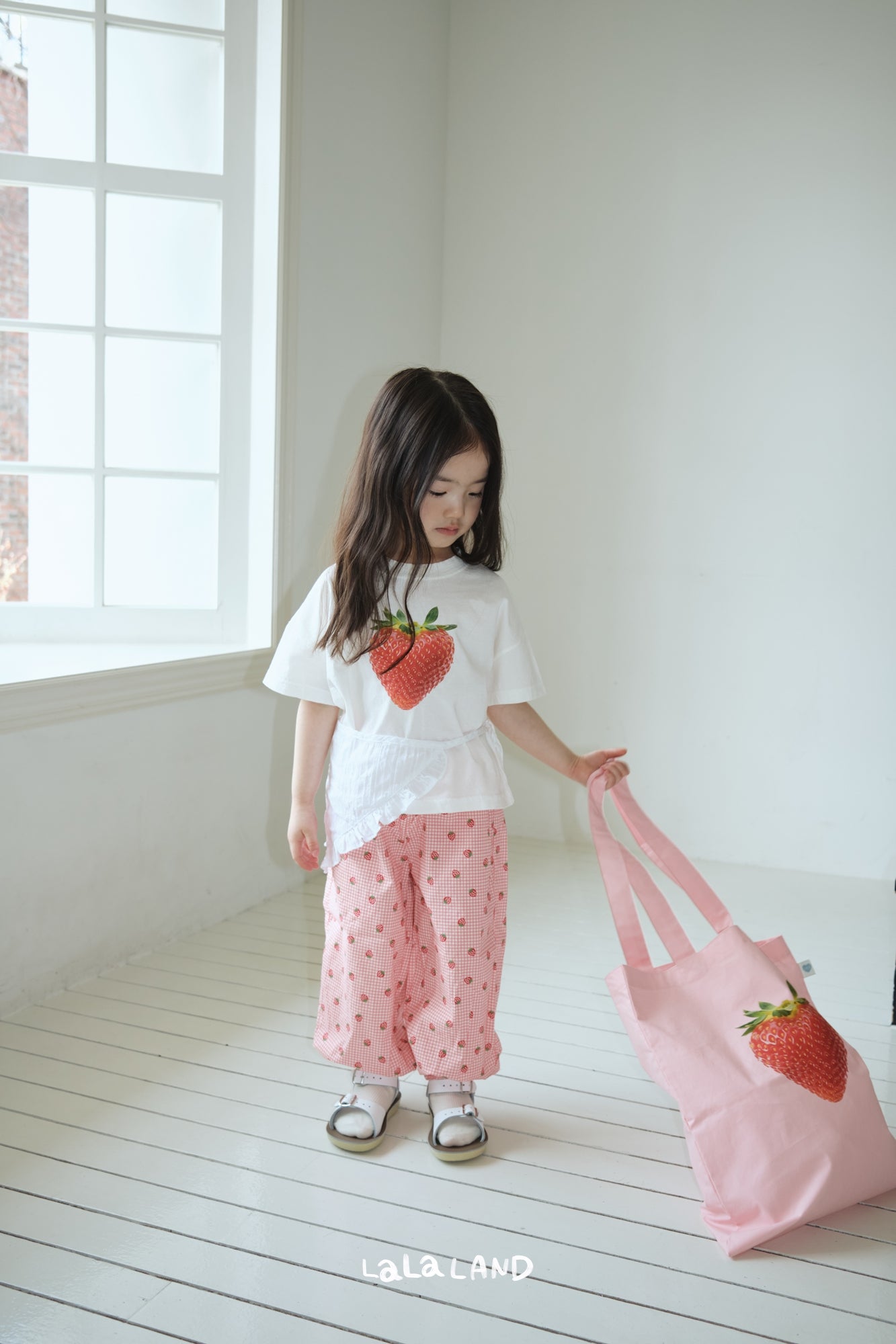 【PREORDER受付終了、ご希望はお問い合わせください。】66.Berry Apple T-shirt