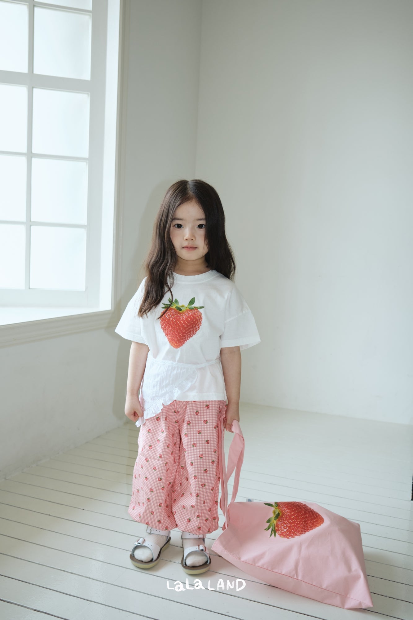 【PREORDER受付終了、ご希望はお問い合わせください。】66.Berry Apple T-shirt