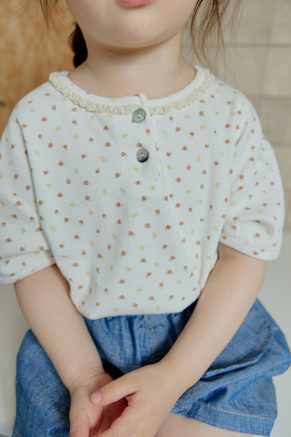 【PREORDER受付終了、ご希望はお問い合わせください。】31.Flower lace tee