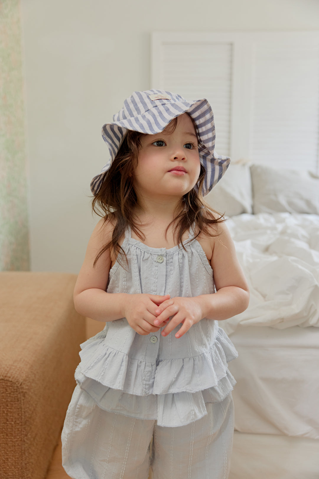 【PREORDER受付終了、ご希望はお問い合わせください。】26.Frill sleeveless blouse