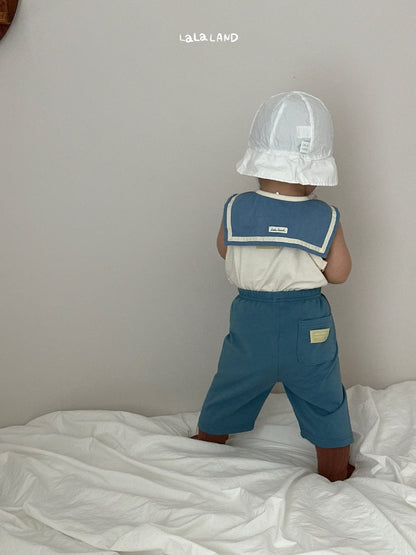 【PREORDER受付終了、ご希望はお問い合わせください。】2.Baby Sailor Bib