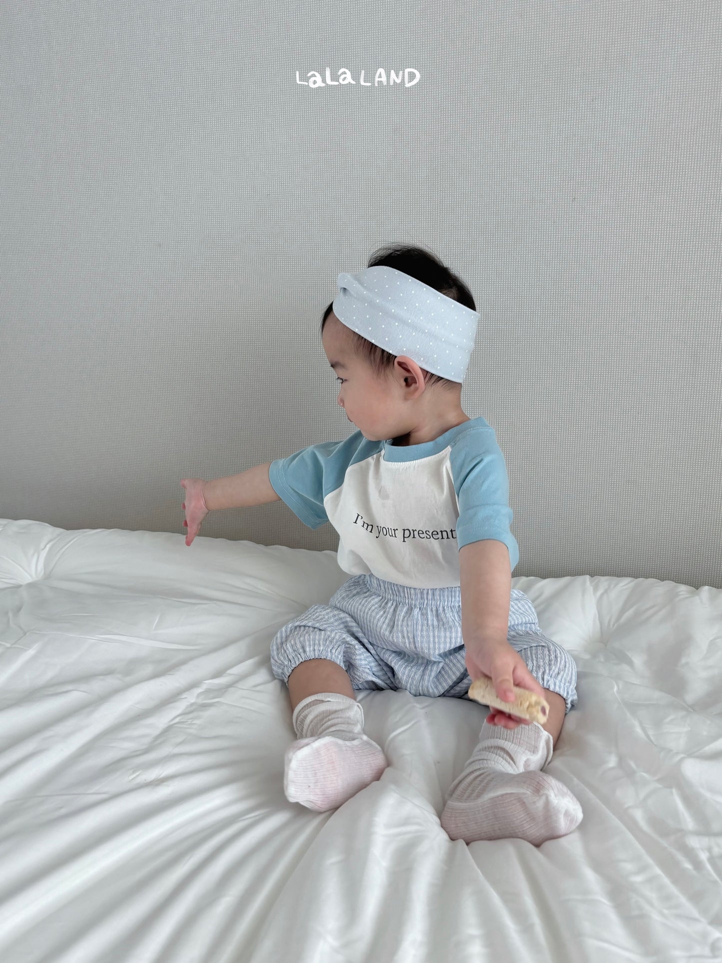 【PREORDER受付終了、ご希望はお問い合わせください。】29.Baby I'm Raglan T-shirt