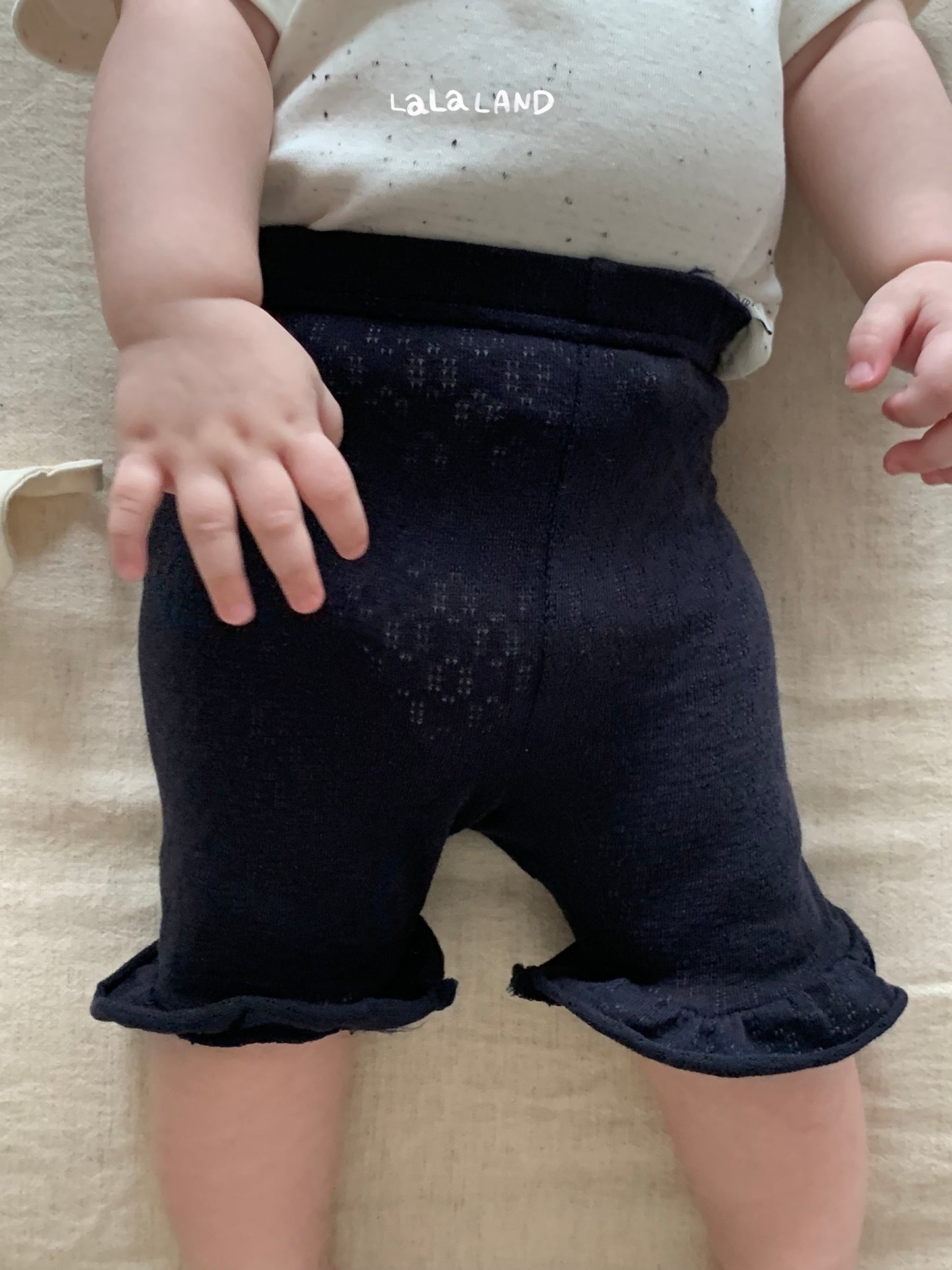 【PREORDER受付終了、ご希望はお問い合わせください。】35.Baby Frill Leggings