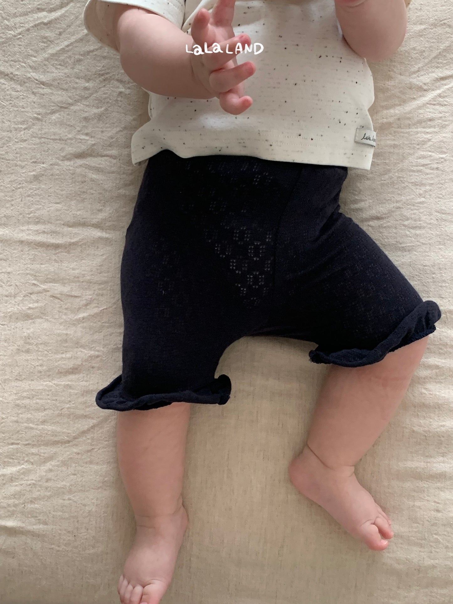 【PREORDER受付終了、ご希望はお問い合わせください。】35.Baby Frill Leggings