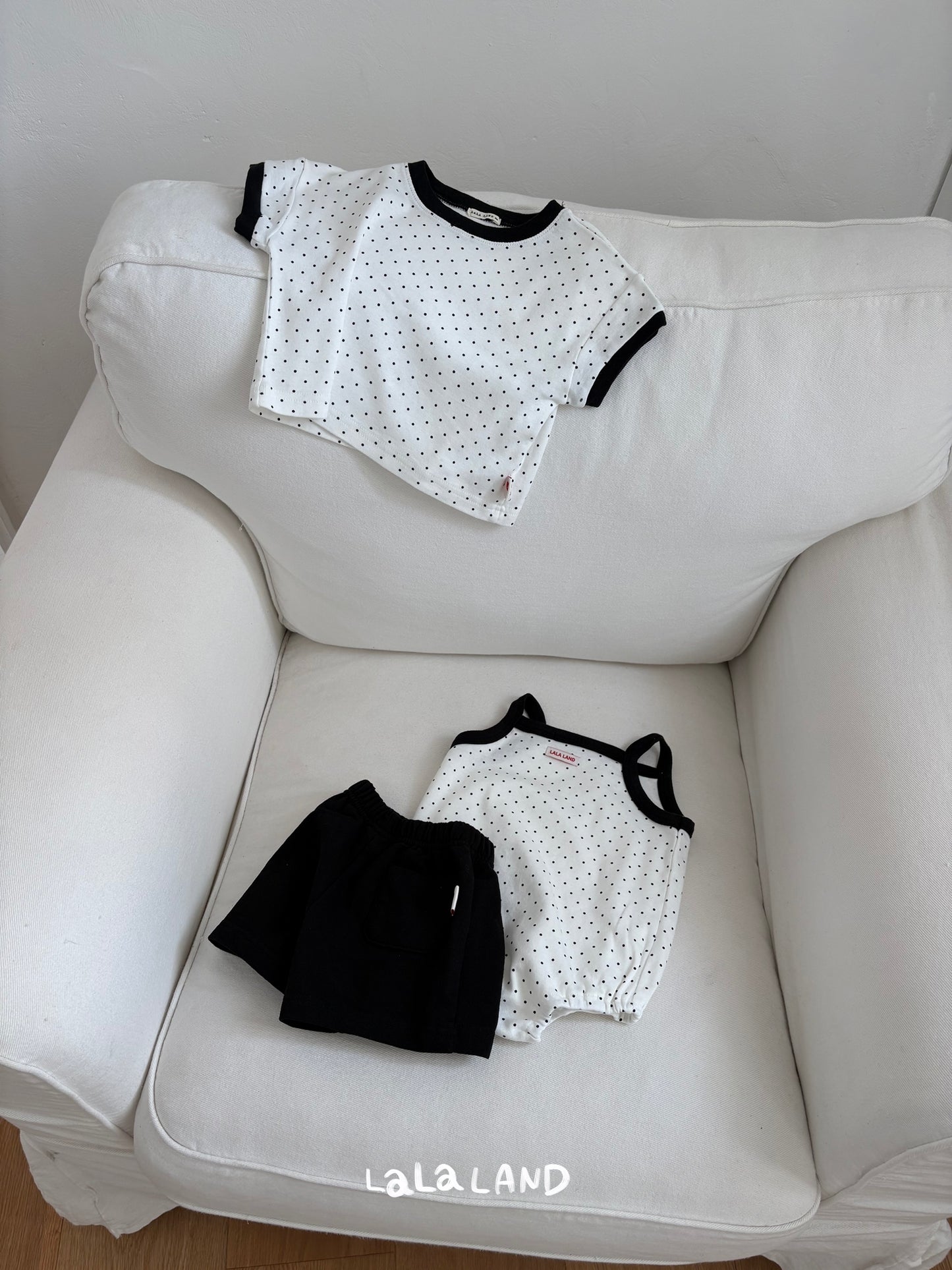 【PREORDER受付終了、ご希望はお問い合わせください。】13.Baby Heart Dot Suit