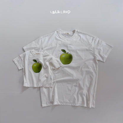 【PREORDER受付終了、ご希望はお問い合わせください。】84.Mom Berry Apple T-shirt
