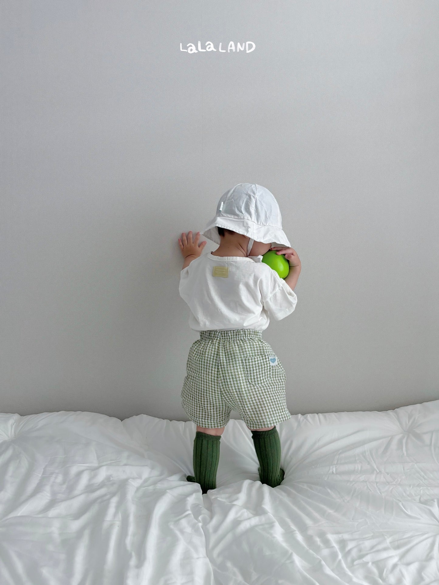【PREORDER受付終了、ご希望はお問い合わせください。】27.Baby Berry Apple T-shirt