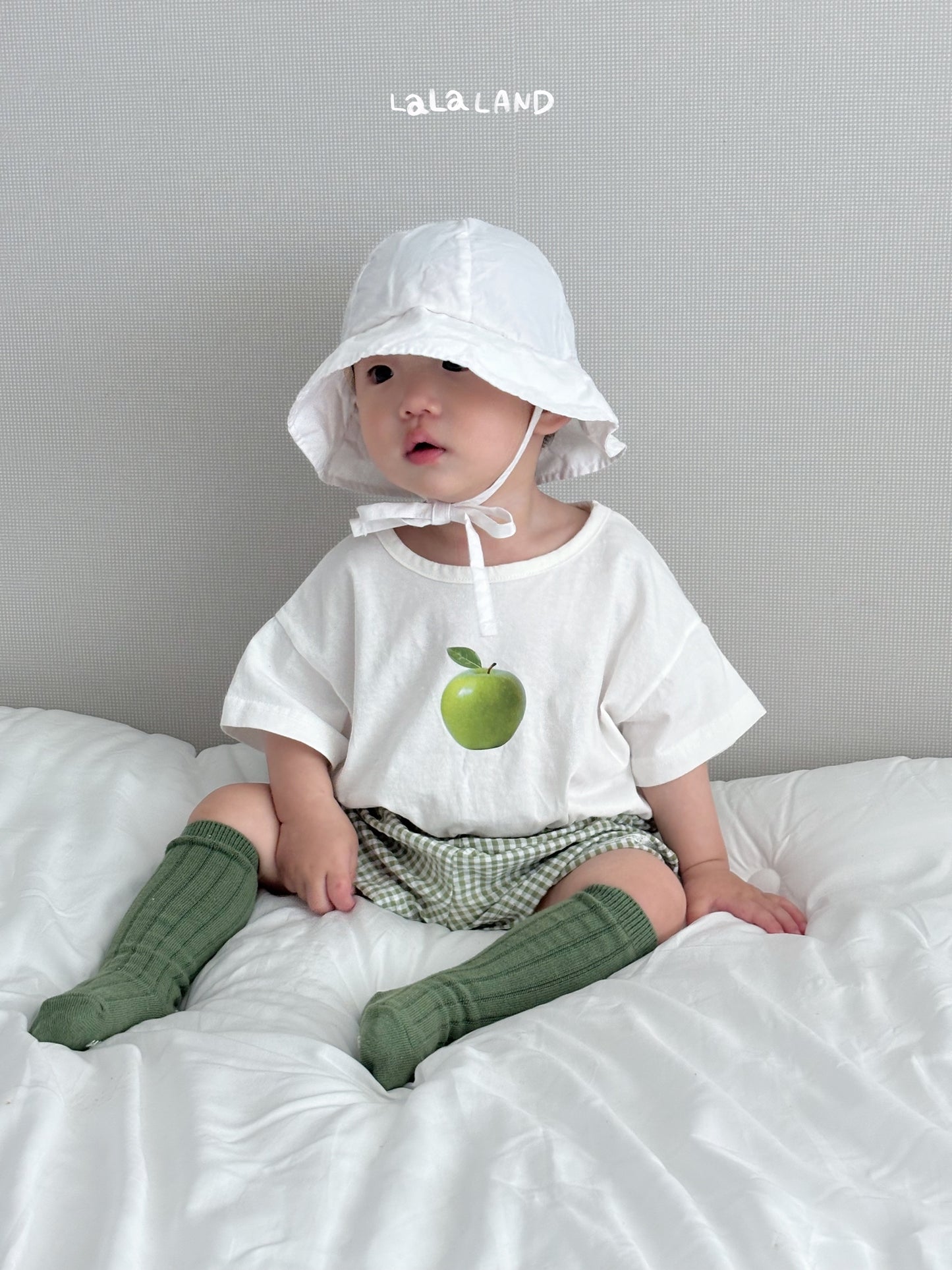 【PREORDER受付終了、ご希望はお問い合わせください。】27.Baby Berry Apple T-shirt