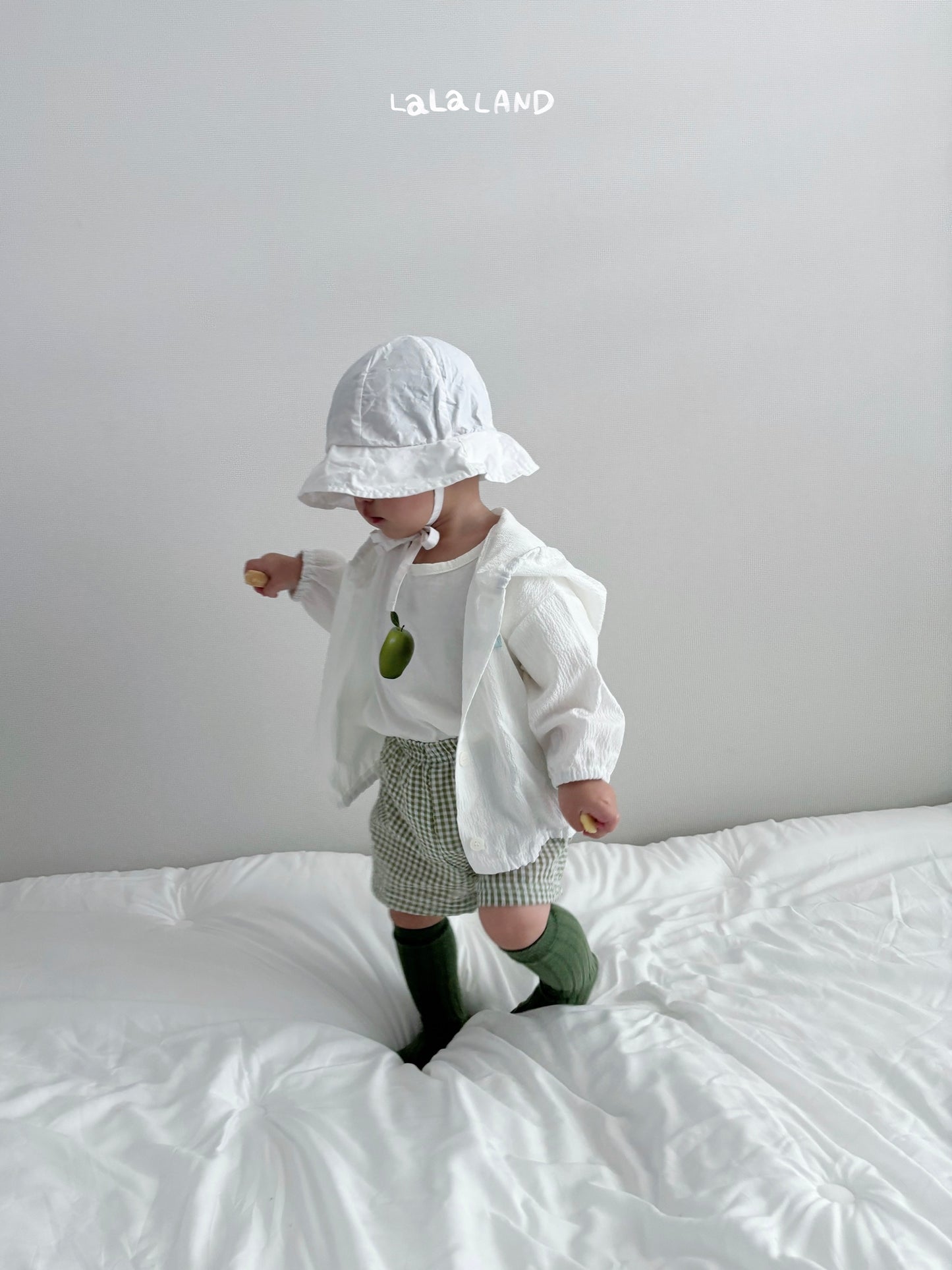【PREORDER受付終了、ご希望はお問い合わせください。】27.Baby Berry Apple T-shirt
