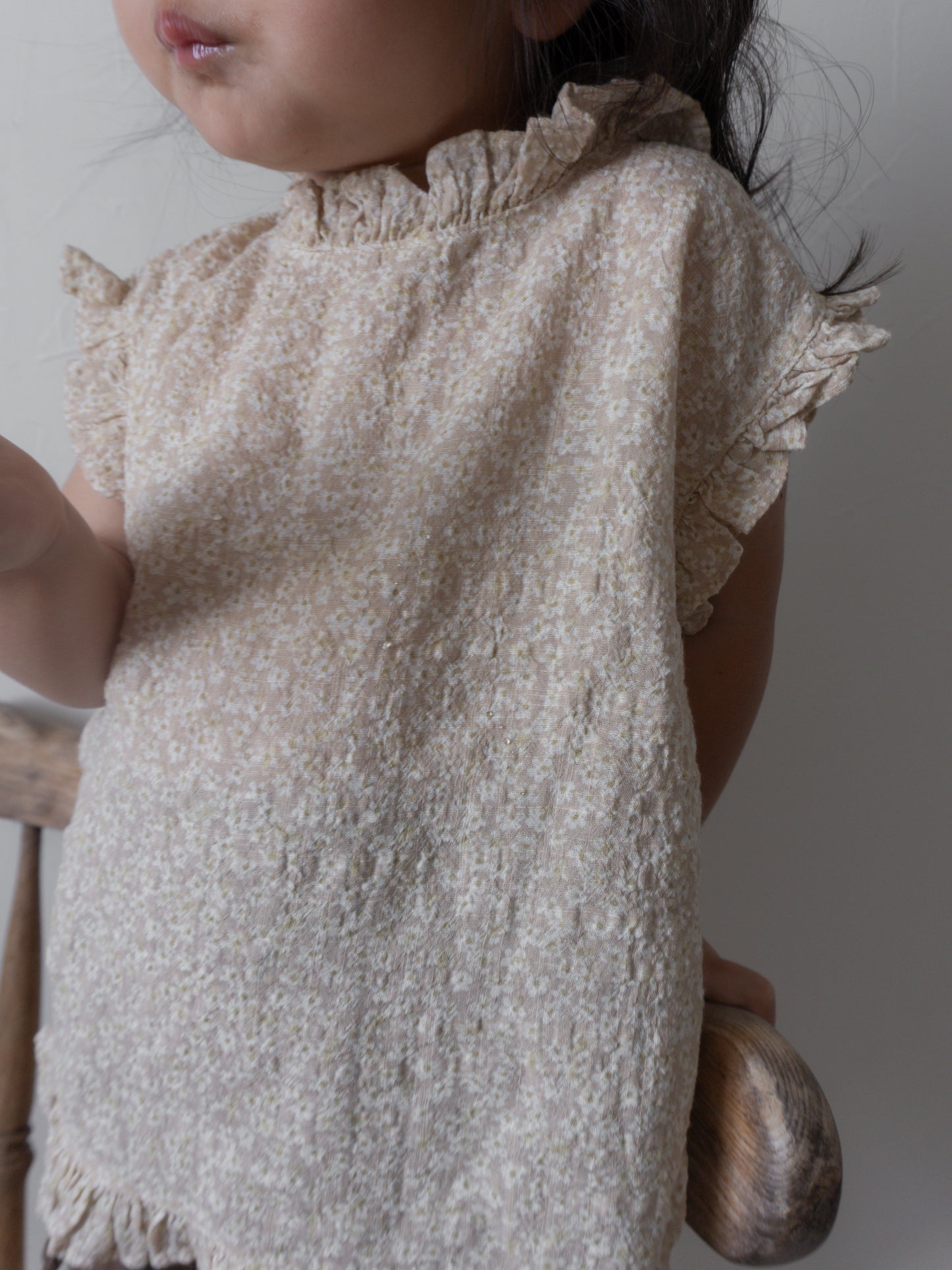 【期間限定 PRE-ODER】7.Rine Frill Sleeveless Top