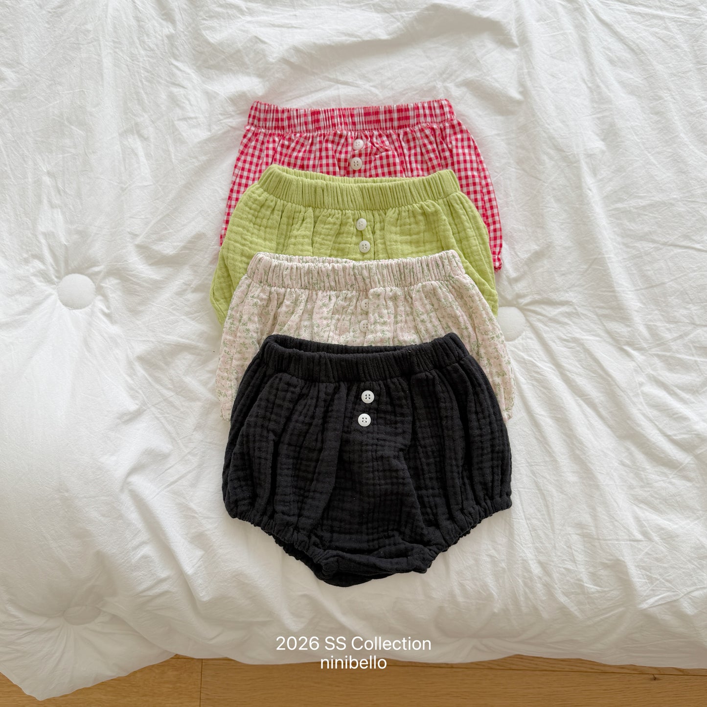 【PRE-ODER 10%OFF 〆6.30(火)】3.(BEBE 3) Kong Kong Button Bloomers