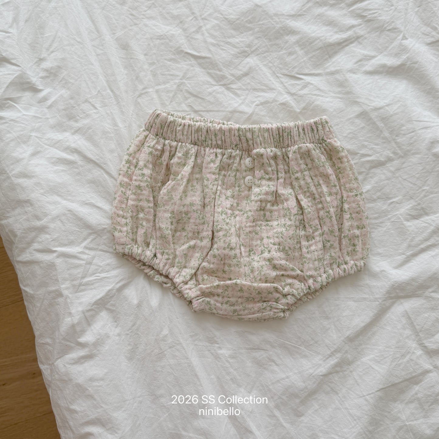 【PRE-ODER 10%OFF 〆6.30(火)】3.(BEBE 3) Kong Kong Button Bloomers
