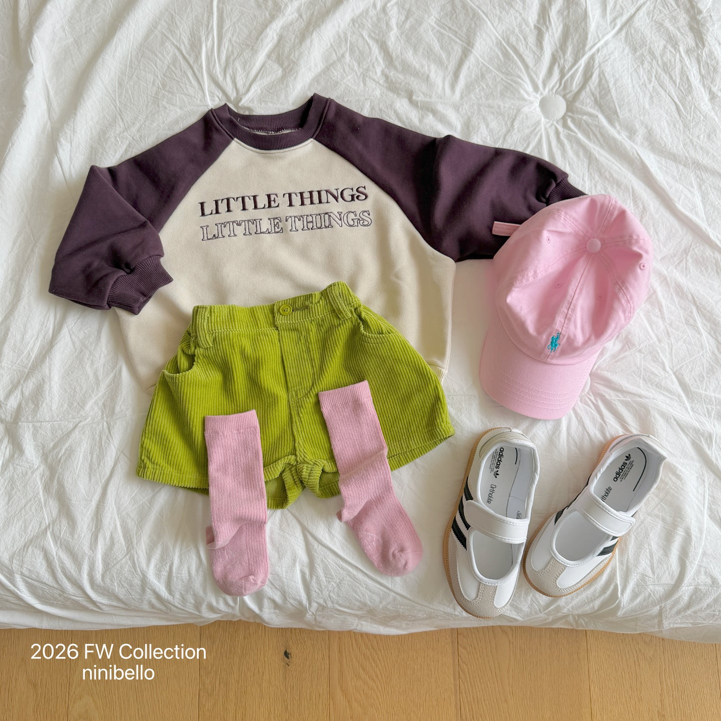 20.Little Raglan Sweatshirt