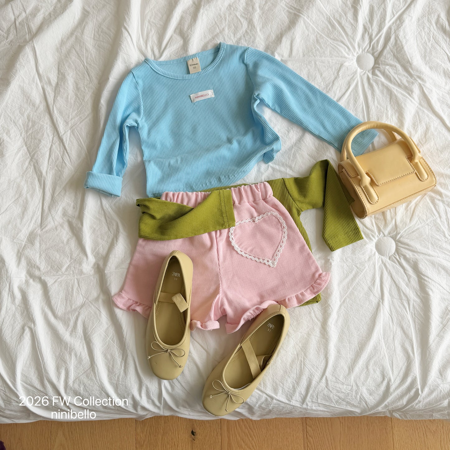 29.Heart Corduroy Frill Pants