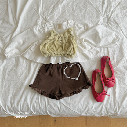 29.Heart Corduroy Frill Pants