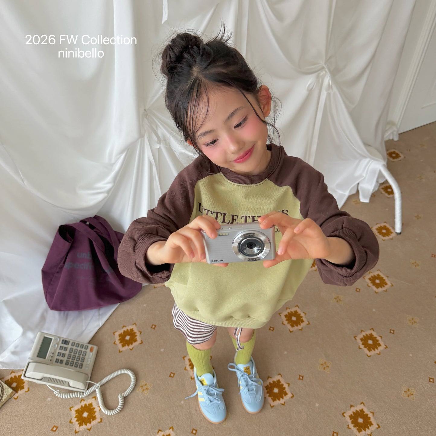 20.Little Raglan Sweatshirt
