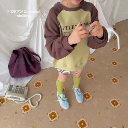 20.Little Raglan Sweatshirt