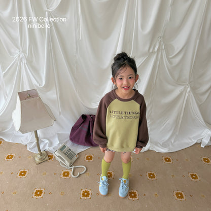 20.Little Raglan Sweatshirt