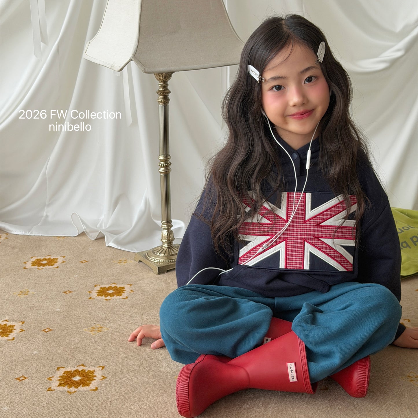 21.London Patch Hoodie