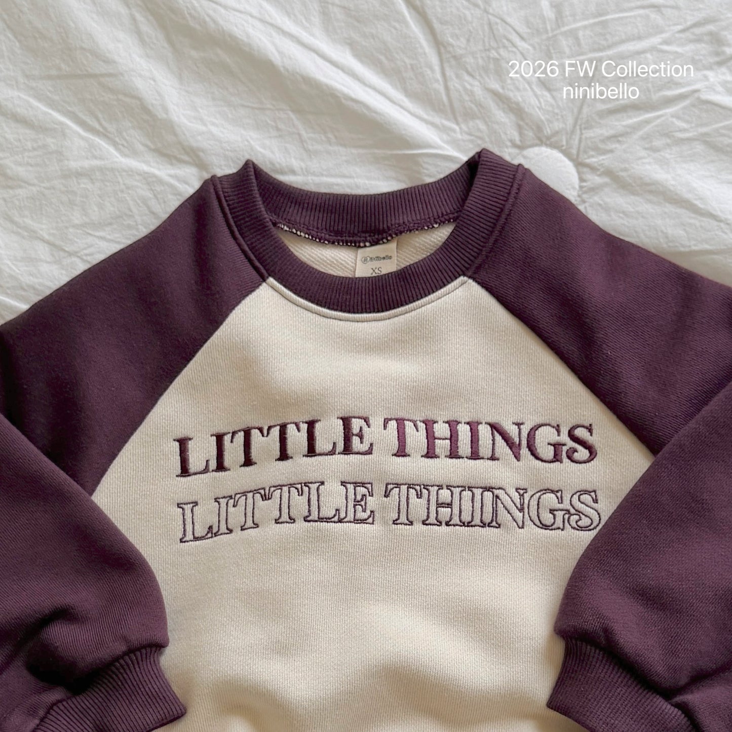 20.Little Raglan Sweatshirt