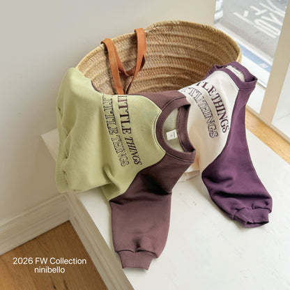 20.Little Raglan Sweatshirt
