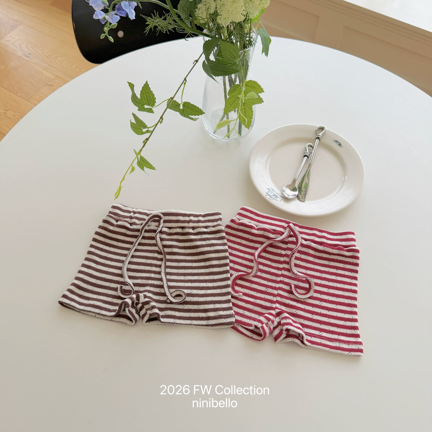 09.Tommy Striped Shorts