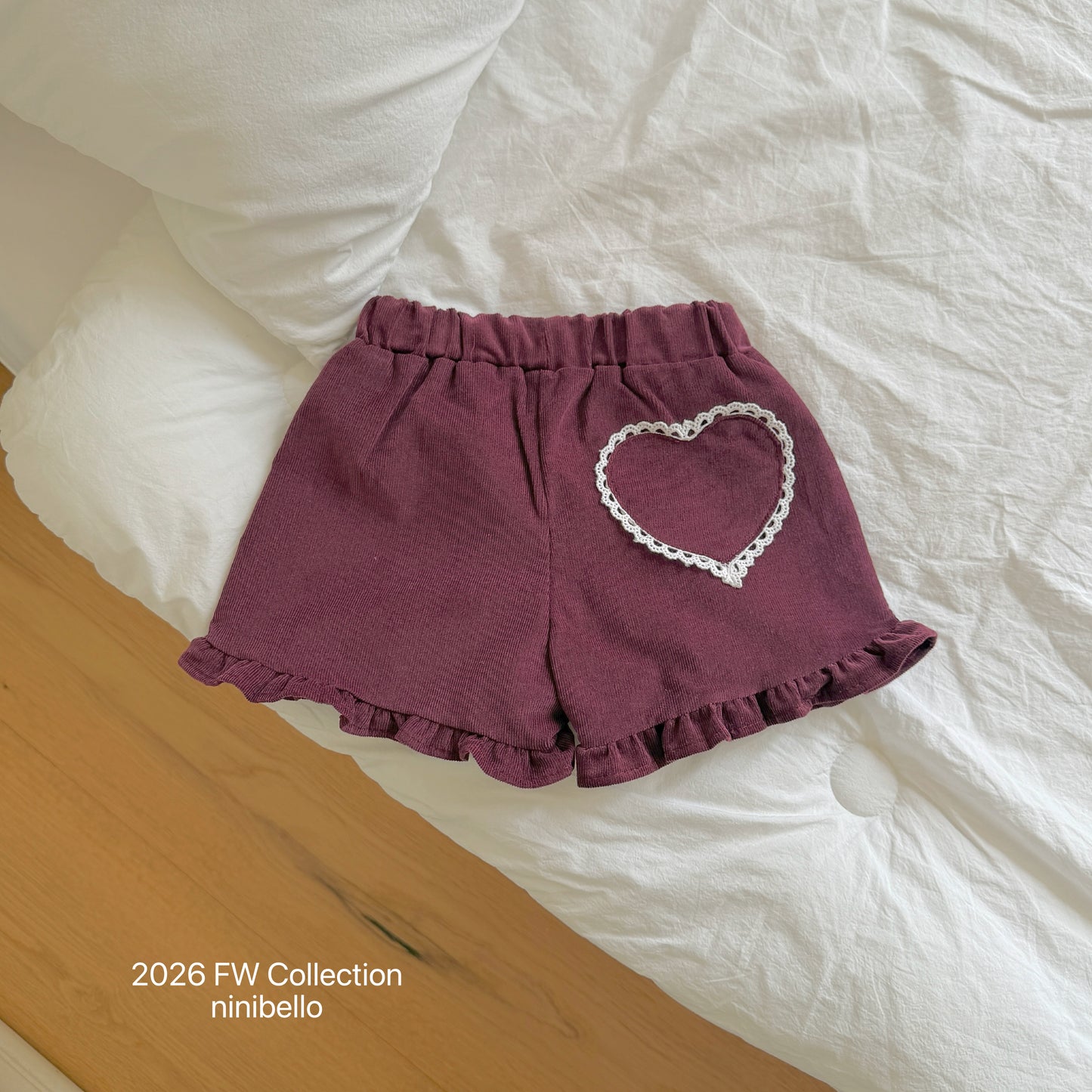 29.Heart Corduroy Frill Pants