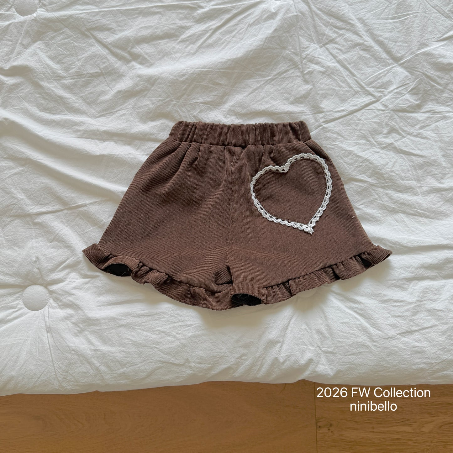 29.Heart Corduroy Frill Pants