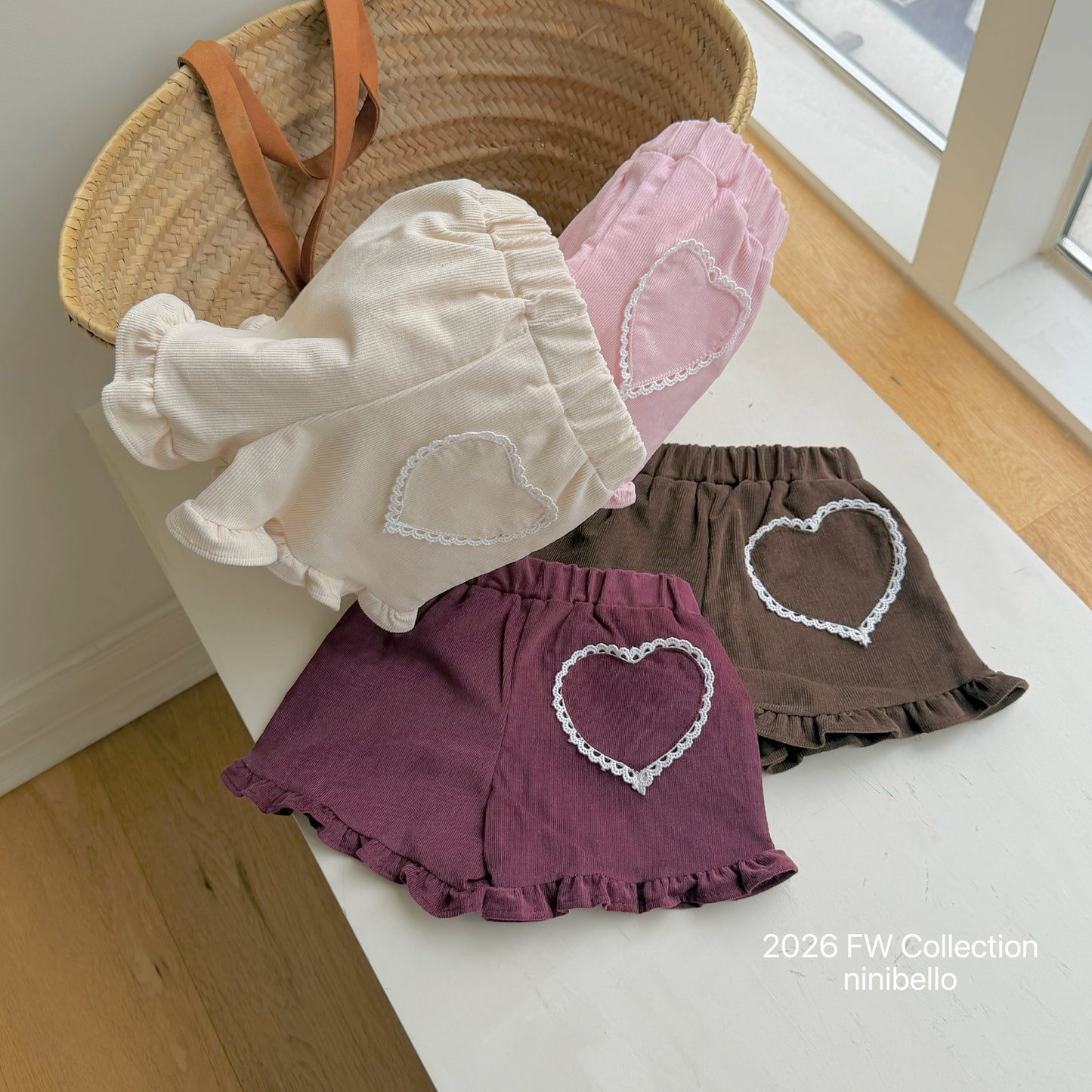 29.Heart Corduroy Frill Pants