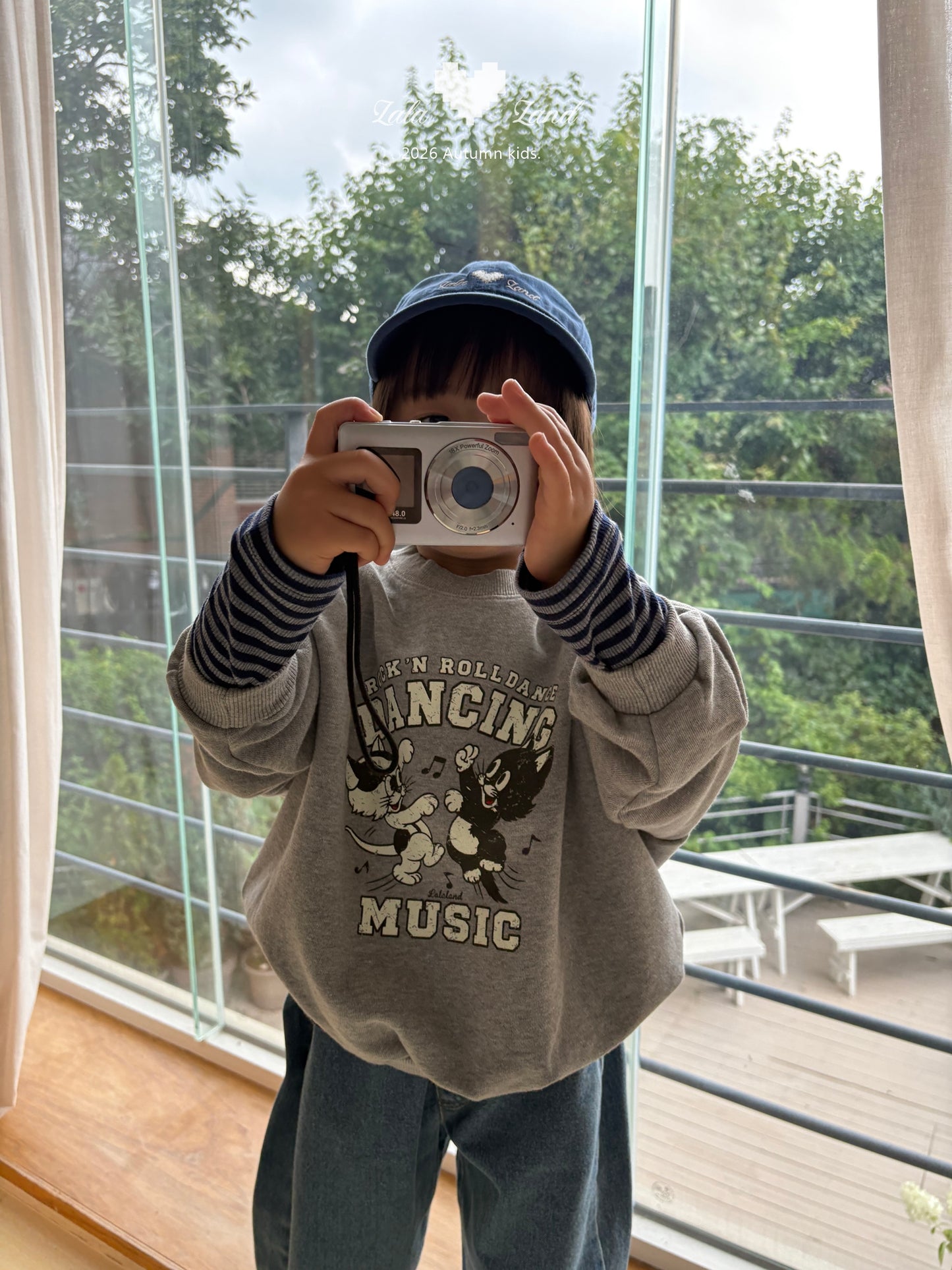 【PRE-ODER〆8.9(sun)】30.Dancing Cat Sweatshirt | lalaland