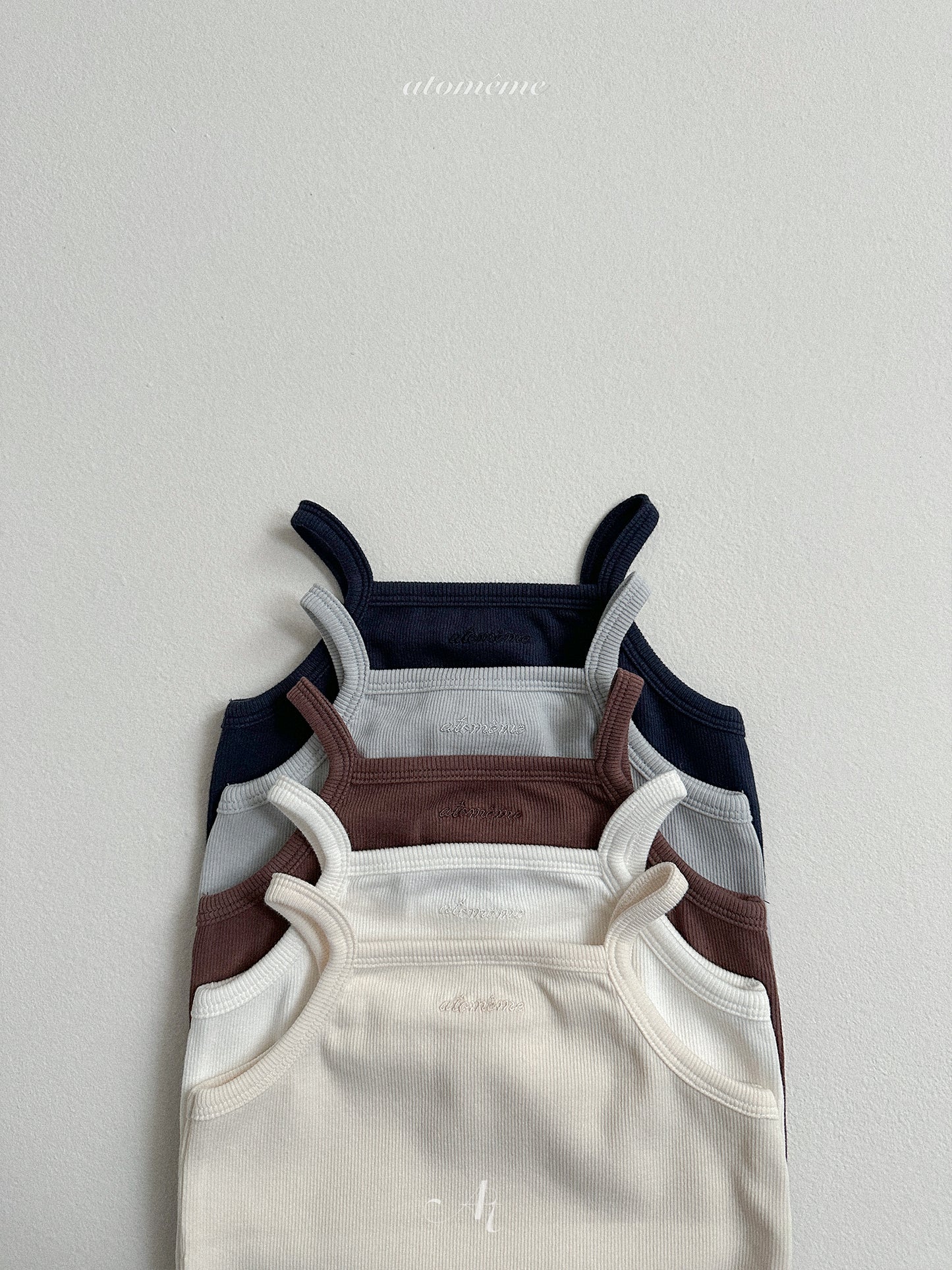 Peanut Sleeveless T-shirt | atomeme