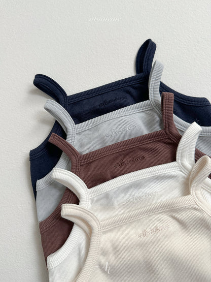 Peanut Sleeveless T-shirt | atomeme