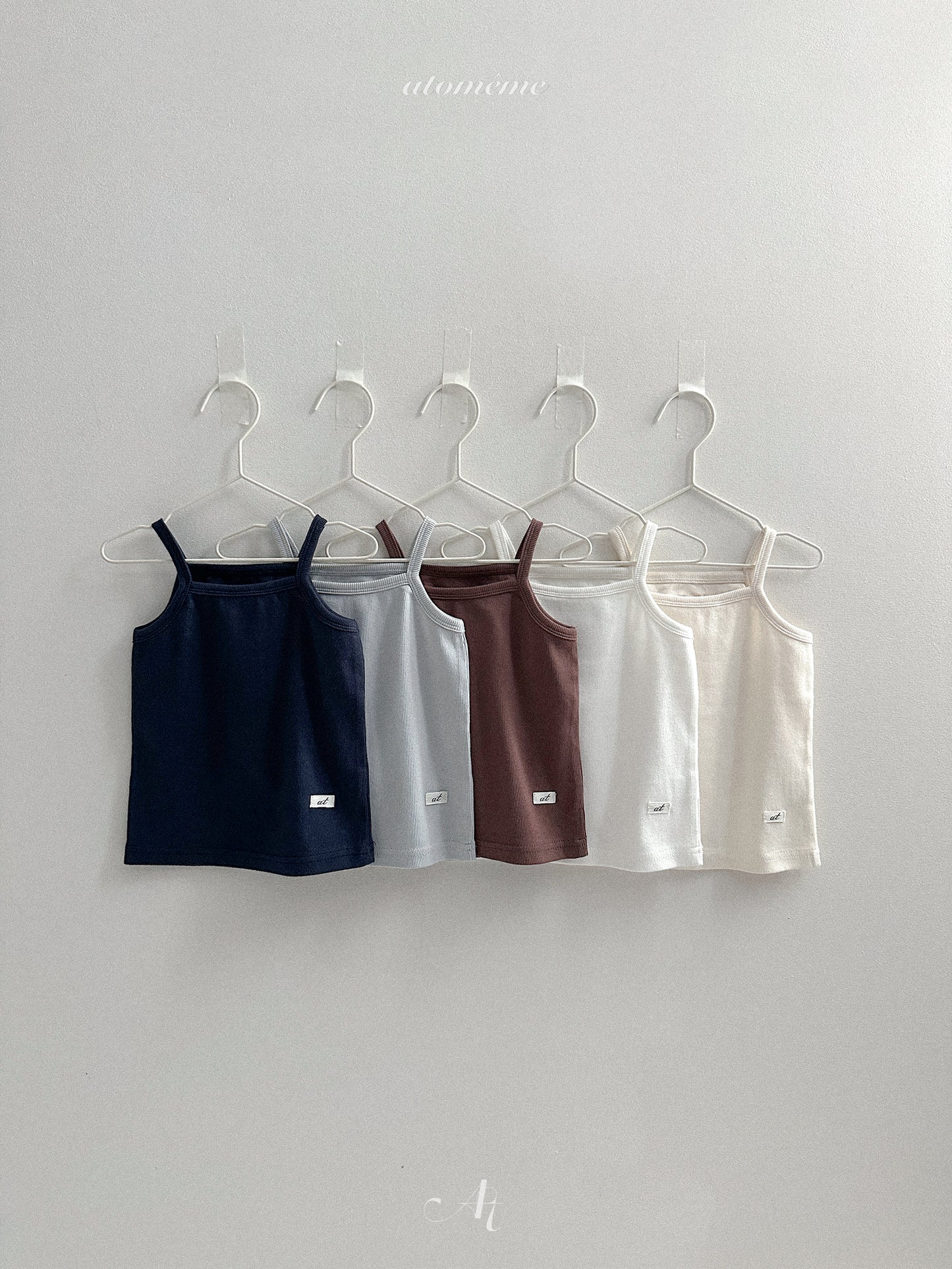 Peanut Sleeveless T-shirt | atomeme