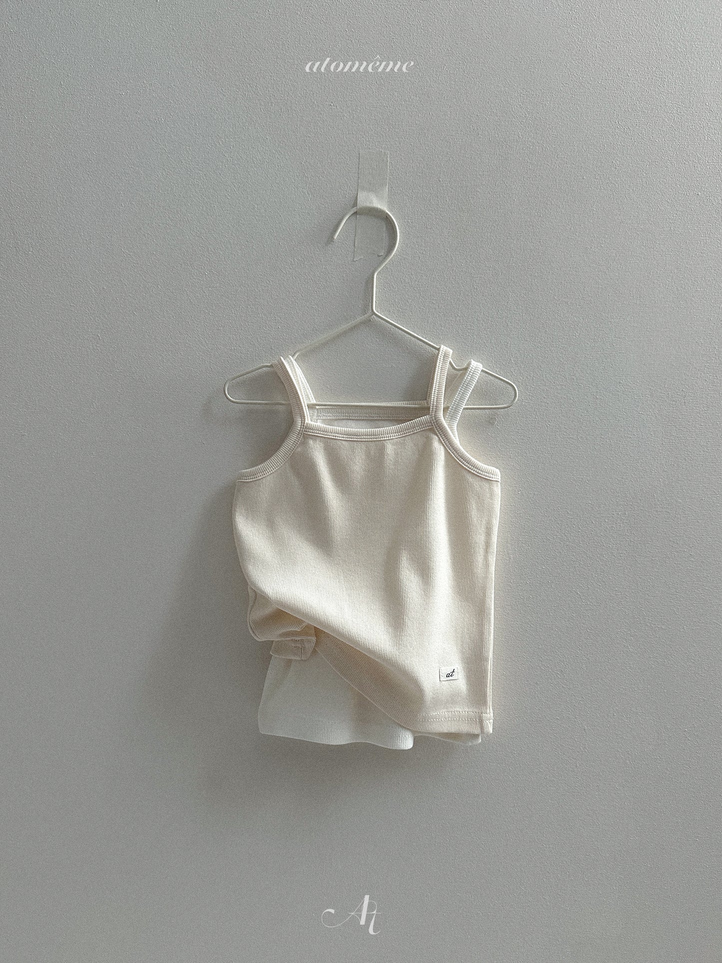 Peanut Sleeveless T-shirt | atomeme
