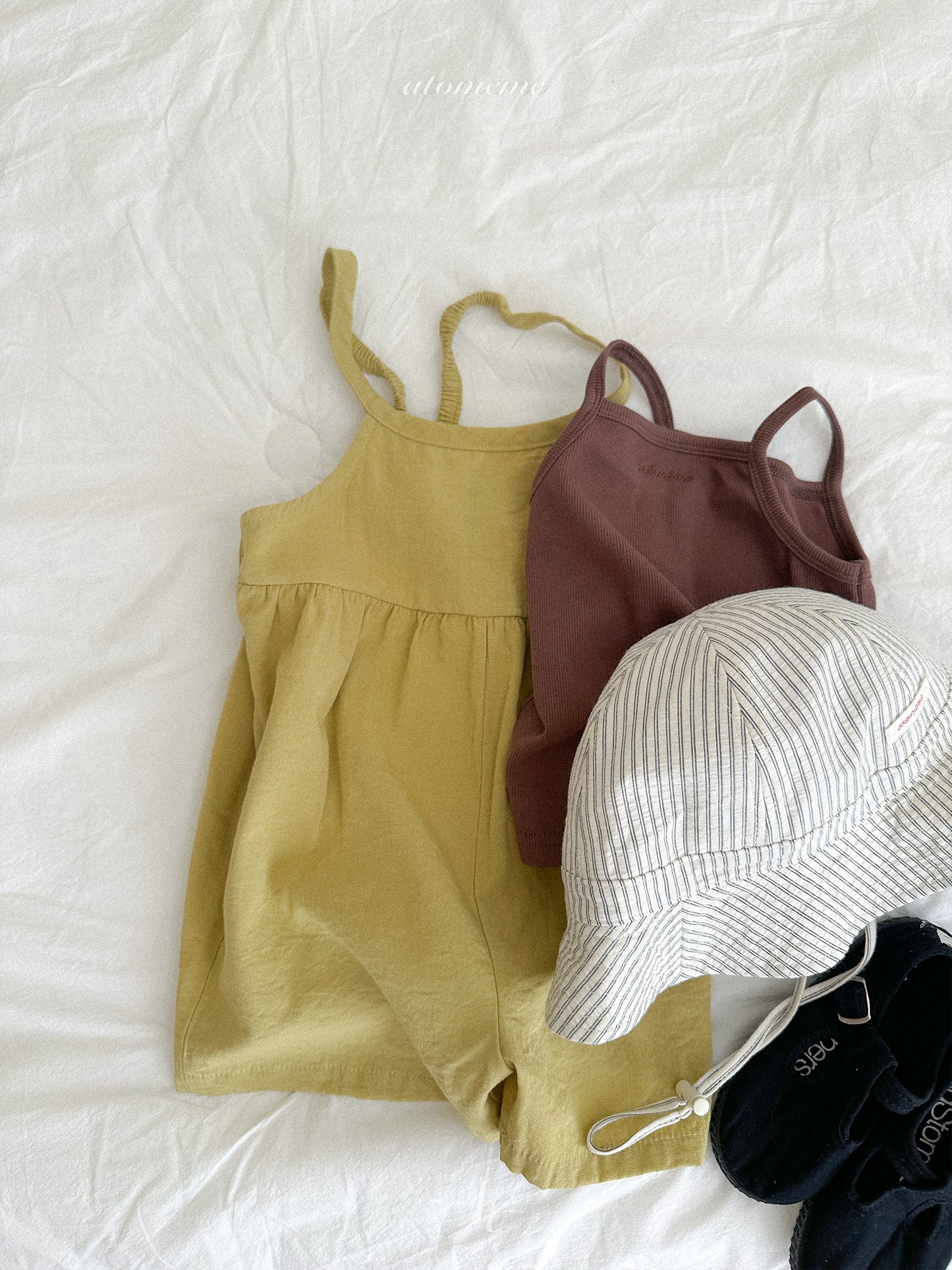 Peanut Sleeveless T-shirt | atomeme