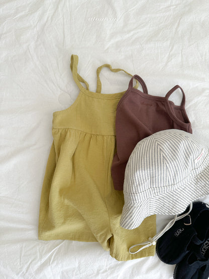 Peanut Sleeveless T-shirt | atomeme