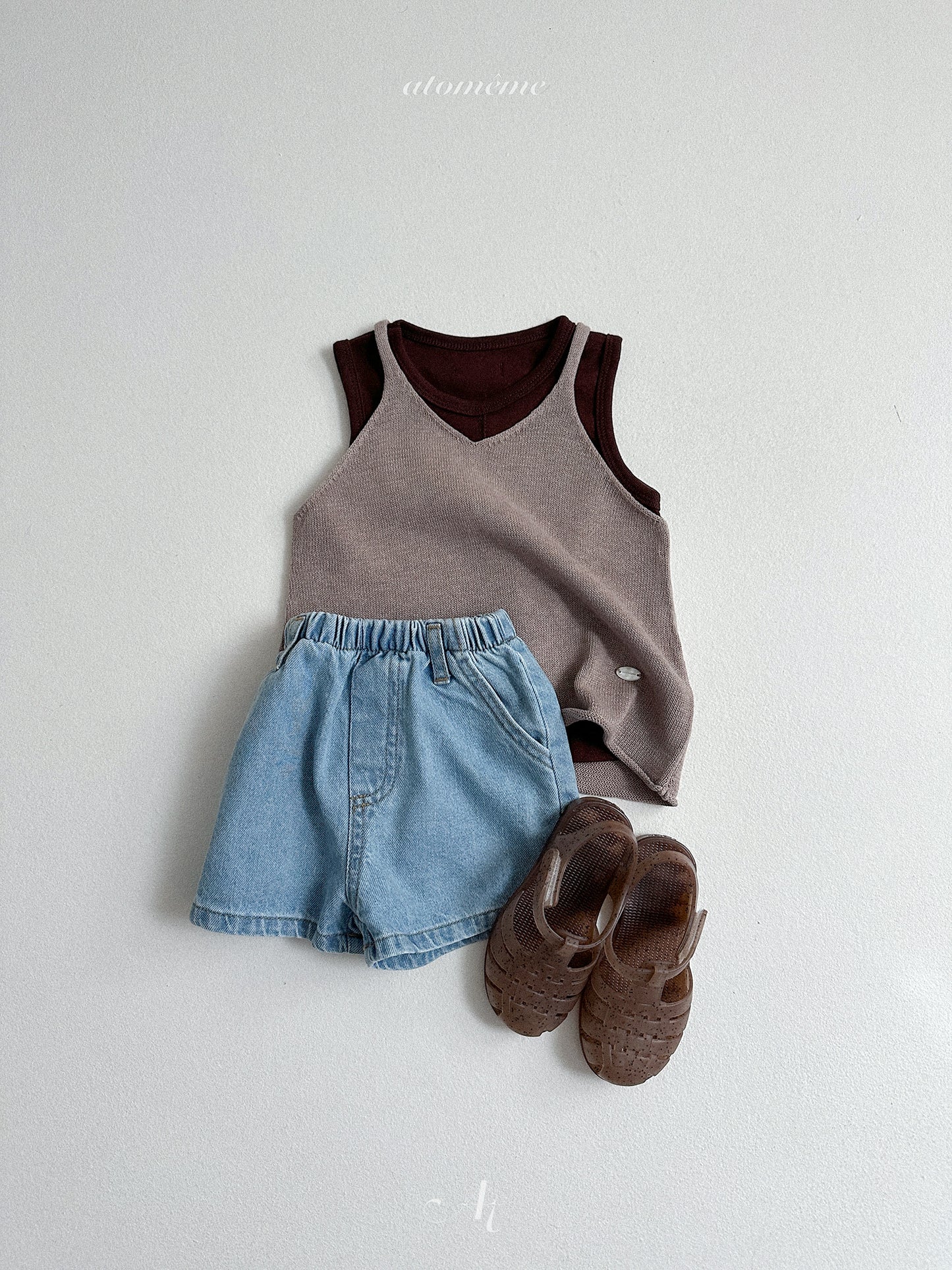 Peanut Sleeveless T-shirt | atomeme