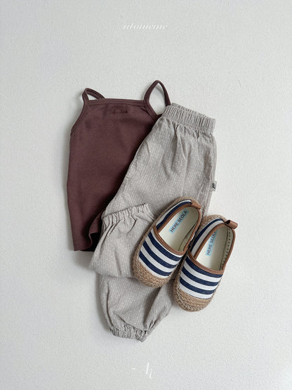 Peanut Sleeveless T-shirt | atomeme