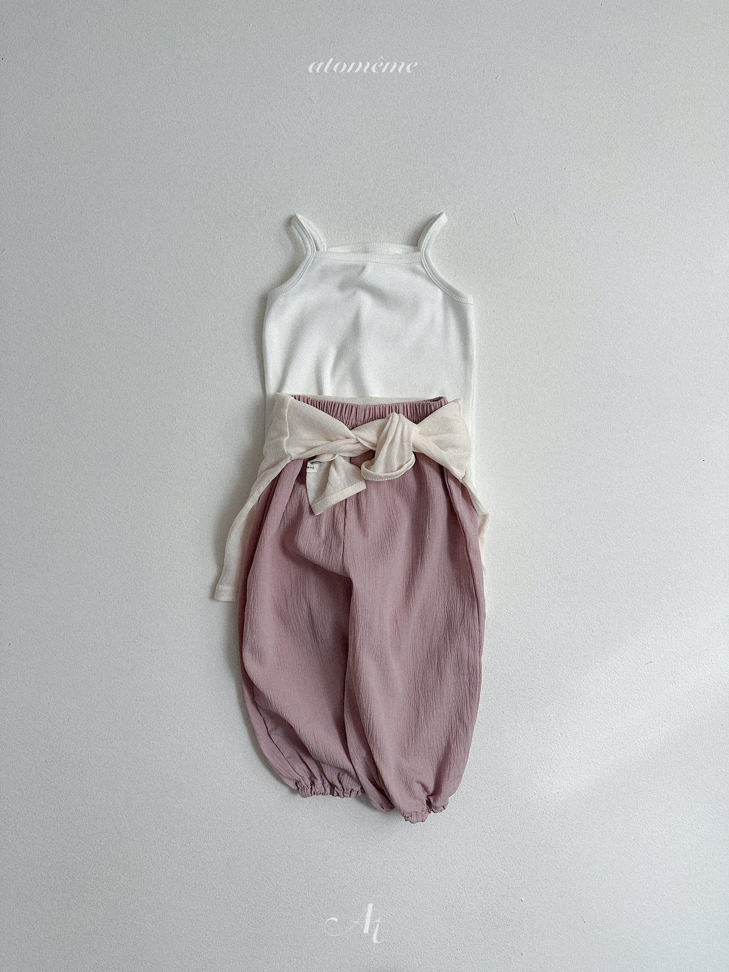 Peanut Sleeveless T-shirt | atomeme