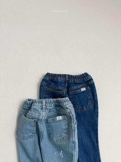 16.Berry Bootcut Denim