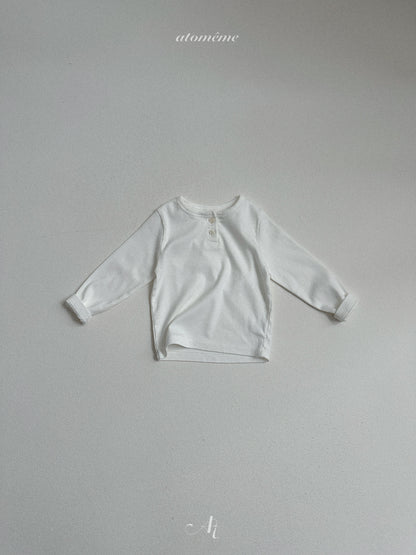 03.More T-Shirt