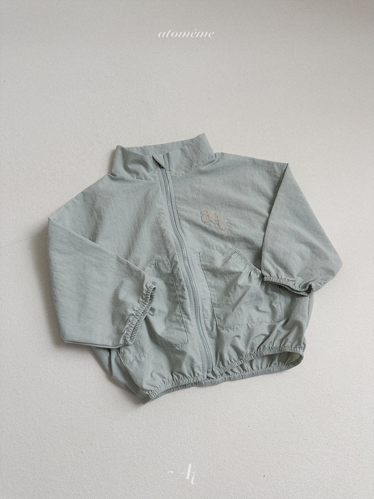 38.Windy Jacket