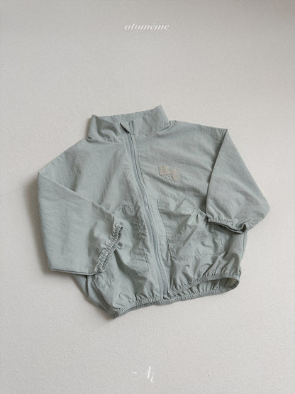 38.Windy Jacket