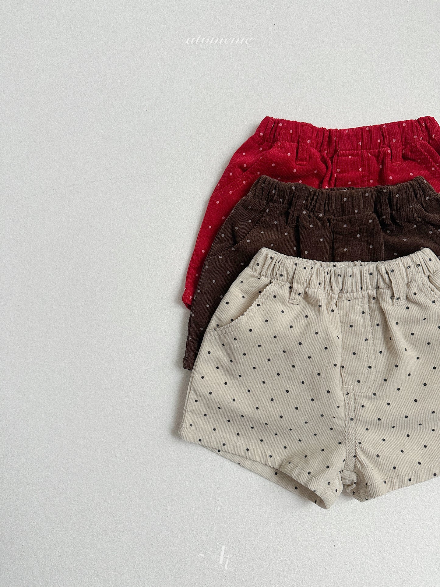 21.Dot Corduroy Pants