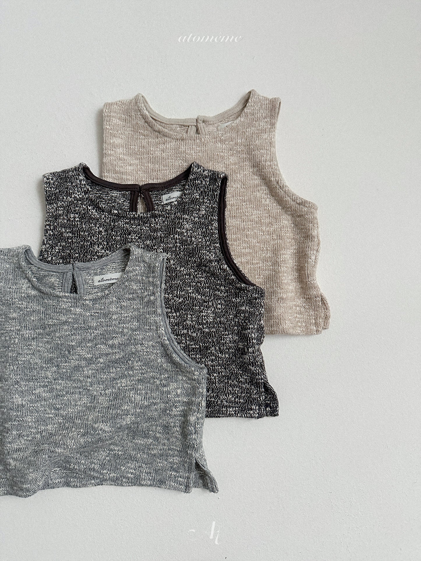 40.Nut Wool Vest