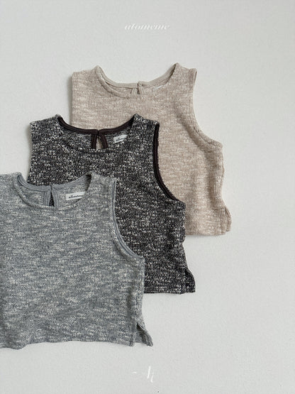40.Nut Wool Vest